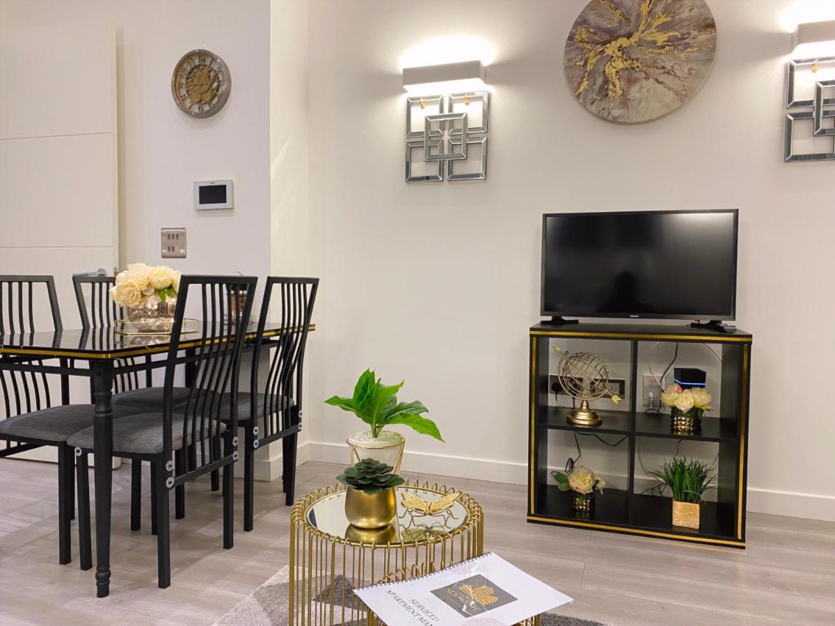Newpointe Stunning 1-Bedroom Serviced Apartment Milton Keynes Esterno foto